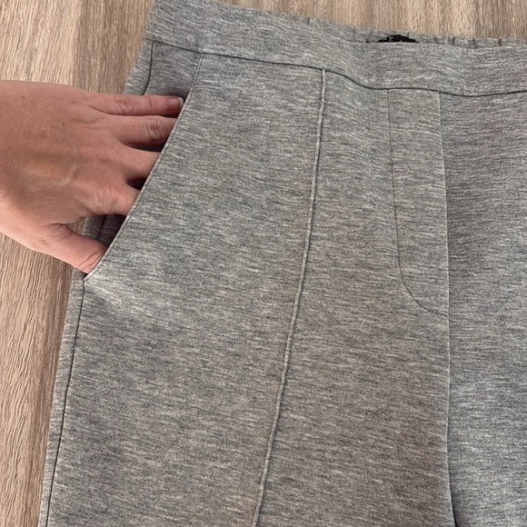 St. John Gray Casual Soft Sweatshirt Legging Pull On Pants XS - Picture 8 of 12